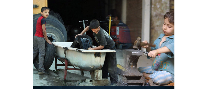 فـــي اليـــوم الدولــي للتعليــــم عمالة الأطفال وهجر الدراسة..ضيــــــاع مؤجــــــل!