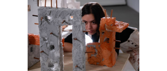 حصلت على جائزة مؤسسة (فيلتشيك) الأميركية للتميز الإبداعي مريم تركي.. تنطلق نحو العالمية