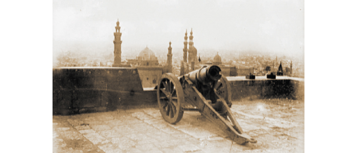 هل تعرف قصة مدفع الإفطار؟