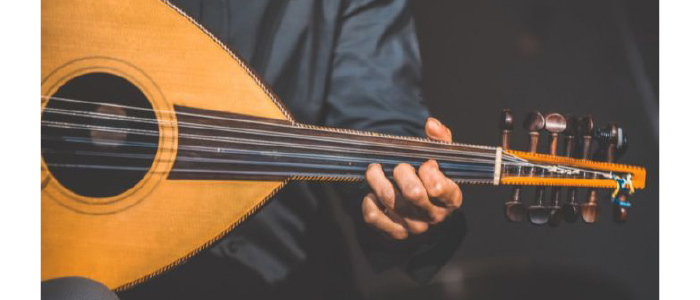 ارتبطت بأغاني الشجن والحنين المقامات الشرقية.. التراث الذي شكل هوية موسيقانا