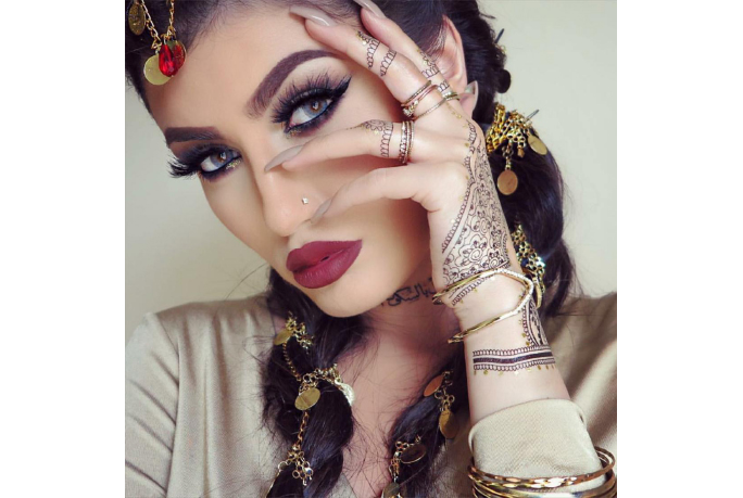 حنّة الفاو "الليلة حنّته وباجر يزفونه"