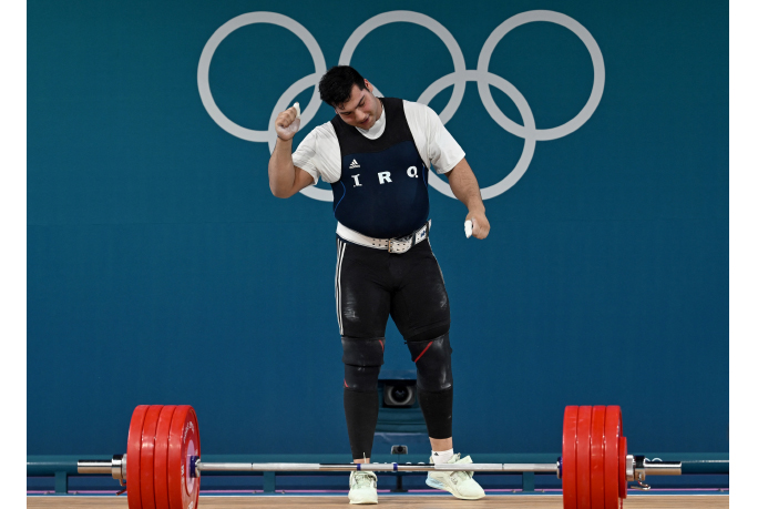 علــي عمار يقهر الحديد في أولمبياد باريس