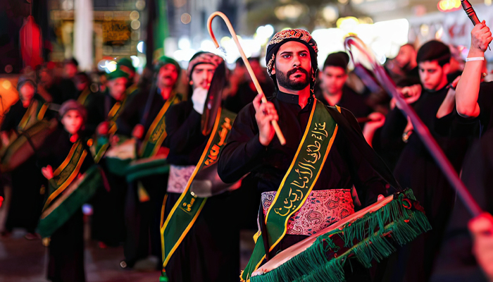 موكب عزاء الأنباريين.. من الكاظمية إلى كربلاء (رايات منشورة غصباً على عيون العدا ابن الزجية نزوره)"