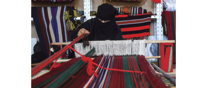 قصص الحائكة والنسّاجة والمطرزة وصبّاغـــــة الصوف بساط الريح.. بساط الجدات