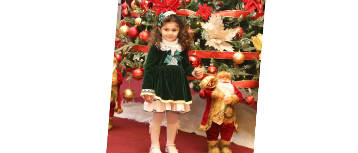 الكريســـــمس.. بهجـــــة دافئــــــة في ليالي الشتاء