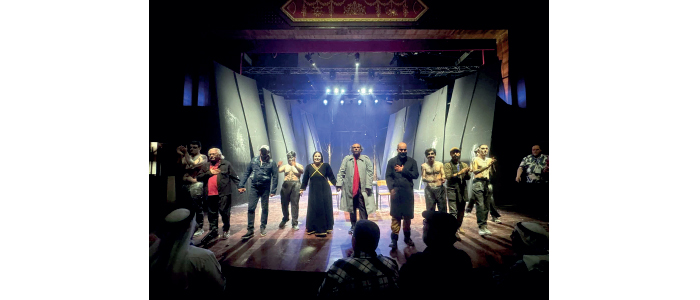 (سيرك) الأسدي يتألق في مهرجاني بغداد والمسرح العربي