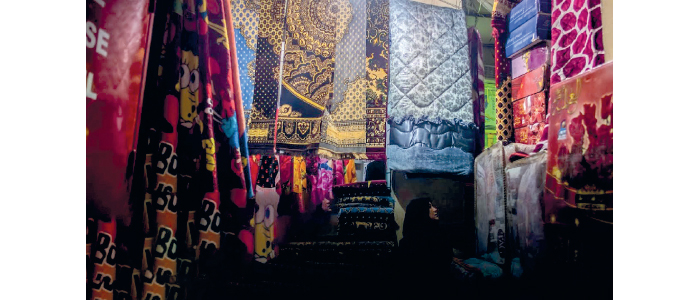 السجّاد اليدوي في بغداد.. تراثٌ يصارع البقاء وسط زخم الحداثة