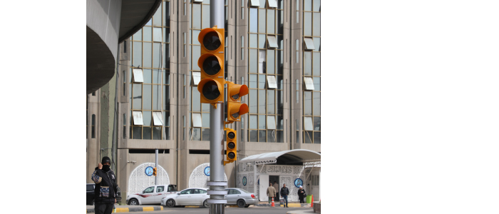 عـــودة الإشــــارات المروريـــة..  هل تنجح في إنهاء الفوضى؟