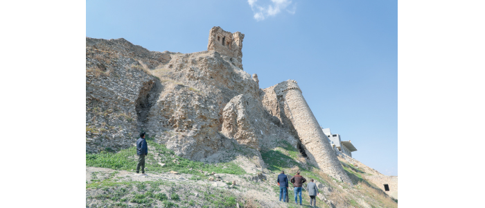 أشهر القلاع الأثرية في الموصل باشطابيا.. رمز الصمود وحصن التاريخ العريق