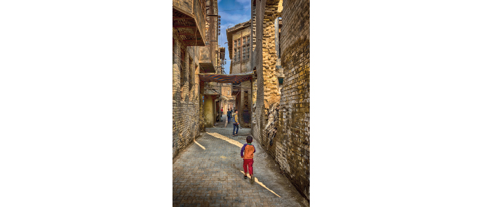 يا للعجب!  أغمض عينيك وقل: خضير فليح الزيدي ستجد نفسك في هوامش بغداد