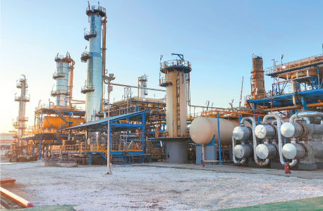 برغم التحديات الهيكلية.. توقعات بانتعاش القطاعات غير النفطية