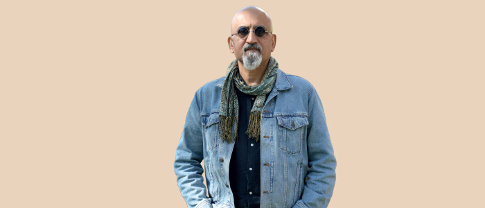 أناشيد آدم.. حين يتوقف الزمن على جدار طيني