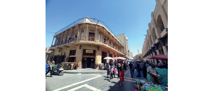 المقاهي الثقافية.. فضاءات للإبداع ومنصات للتنوير