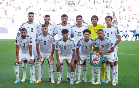 معركة المونديال تقترب..  آرنولد يرسم ملامح الانتصار، وأسود الرافدين يرددون: "لا خيار غير الفوز"