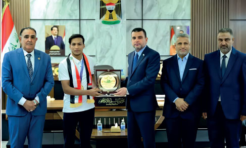 من لهيب التنور إلى منصات الذهب العراقي الذي صفعت قبضته اليأس وعزف له العالم النشيد!