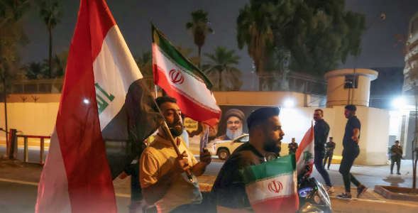 أخمدت بغداد بعض نيرانه.. عدوان صهيوني واسع على إيران يهدد استقرار الشرق الأوسط