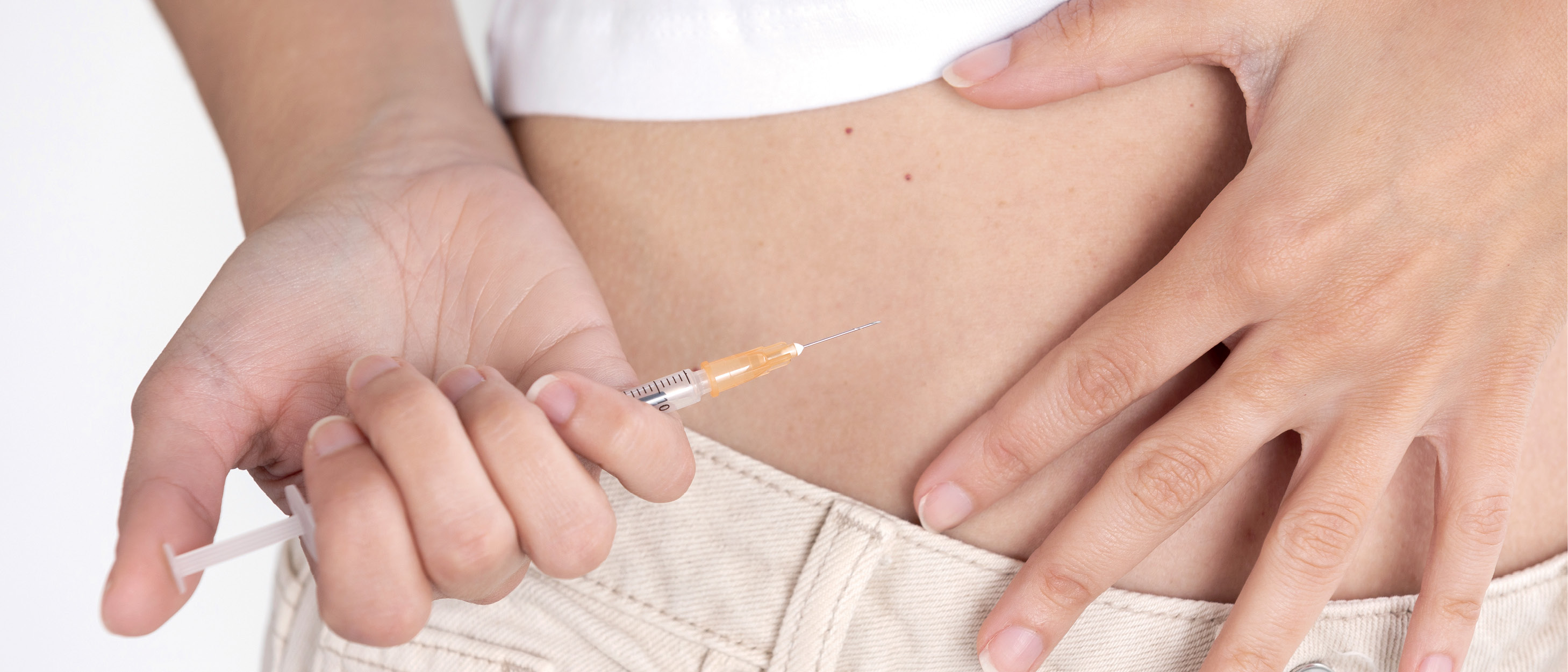 مشاهير وقعوا في الفخ  المونجارو والأوزمبك.. رشاقة موعودة أم مأساة مؤجلة؟