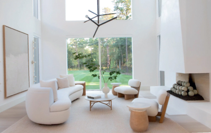 "المينيمالية"..  فلسفة البساطة التي غزت عالم التصميم والموضة