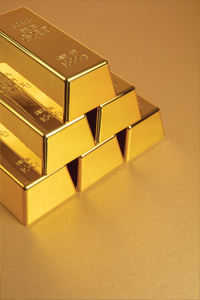 اليورو واليوان يتقدمان المـــلاذ الآمـــن يفقــــد أمانــه.. هل انتهى زمن الدولار القوي؟